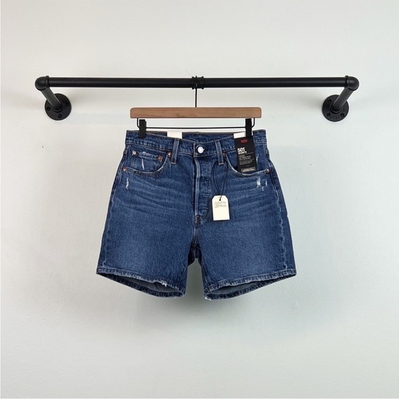 NWT Levi’s Premium Mid Thigh High Waisted Denim Shorts in Salsa Middle - Picture 5 of 9